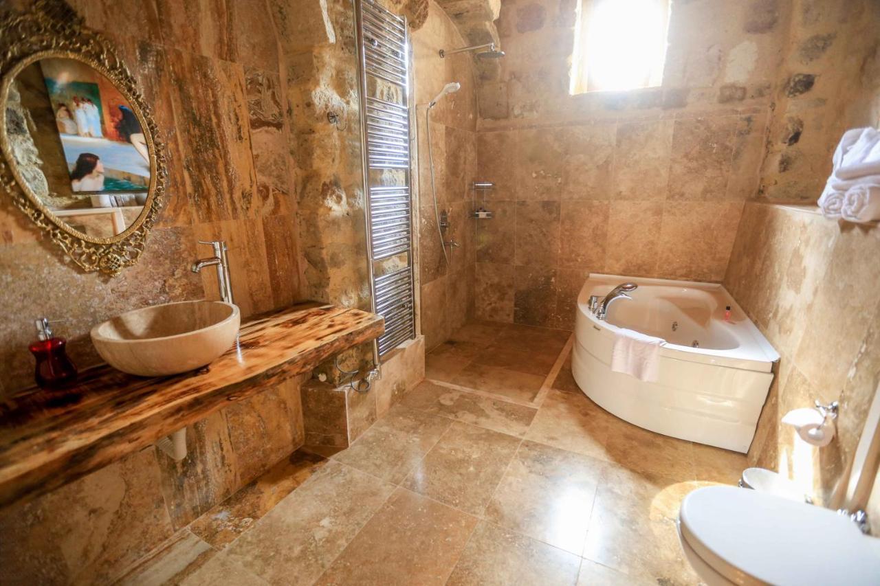 Abu Hayat Cave Suites Ortahisar 外观 照片