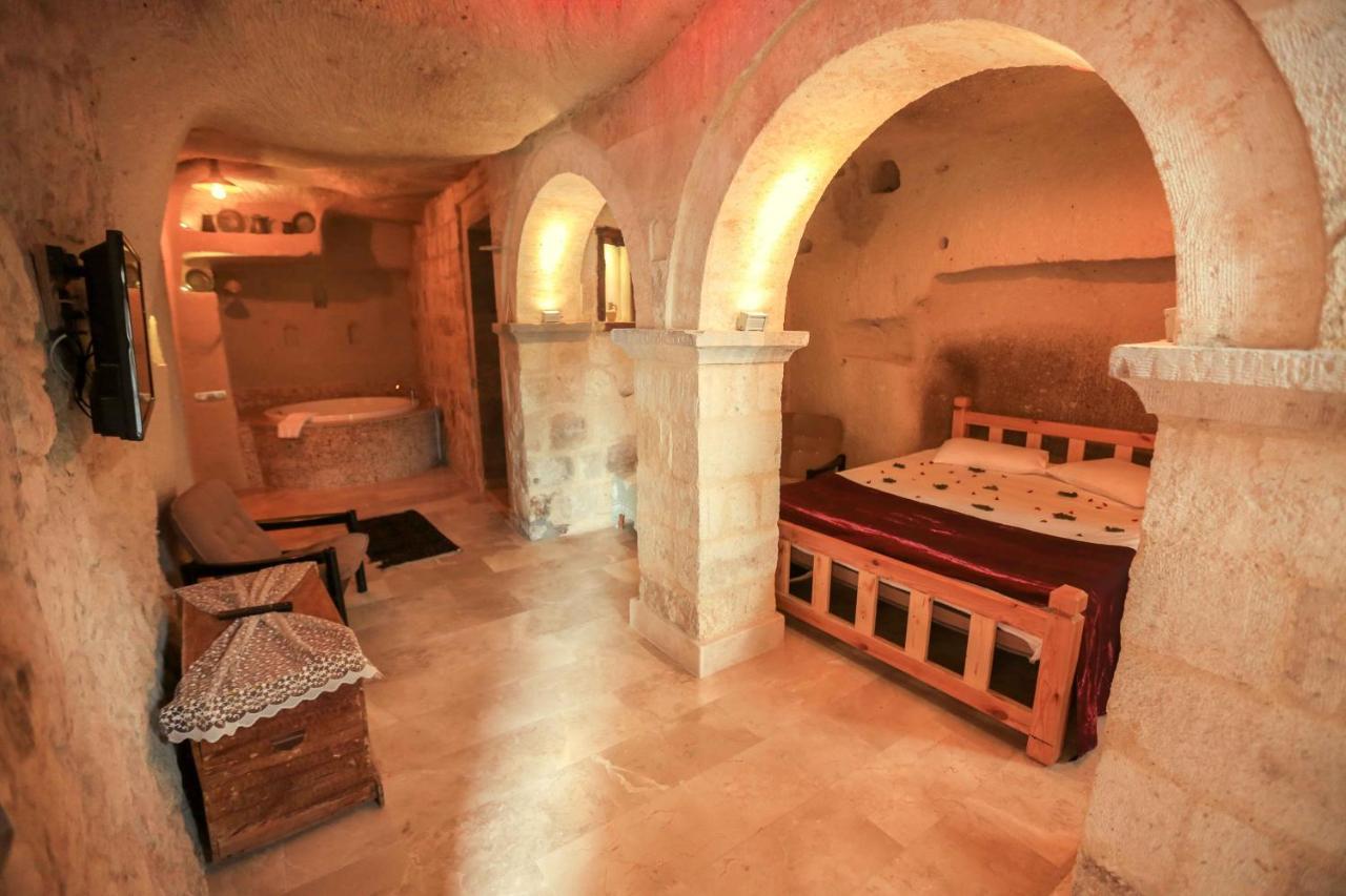 Abu Hayat Cave Suites Ortahisar 外观 照片